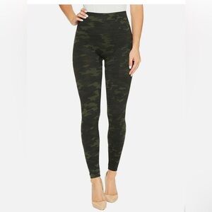 Spanx Women’s Small Camo Leggings